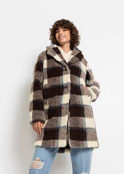 Płaszcz z polaru baranka ze sklepu bonprix w kategorii Płaszcze damskie - zdjęcie 170599548