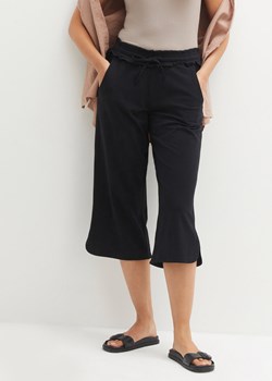 Szerokie spodnie culotte z dżerseju z wygodnym paskiem, dł. 3/4 ze sklepu bonprix w kategorii Spodnie damskie - zdjęcie 170604445
