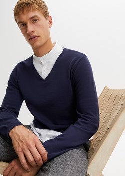 Sweter z koszulową wstawką ze sklepu bonprix w kategorii Swetry męskie - zdjęcie 170604738