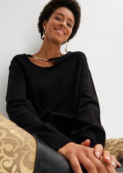 Sweter z ozdobnym łańcuszkiem ze sklepu bonprix w kategorii Swetry damskie - zdjęcie 170605969