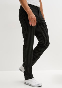 Spodnie chino w tenisowe prążki, Regular Fit ze sklepu bonprix w kategorii Spodnie męskie - zdjęcie 170607006