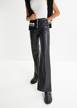 Spodnie Marlena ze sztucznej skóry ze sklepu bonprix w kategorii Spodnie damskie - zdjęcie 170607058