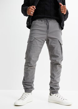 Spodnie ocieplane z gumką w talii i kieszeniami po bokach, Regular Fit Straight ze sklepu bonprix w kategorii Spodnie męskie - zdjęcie 170613195