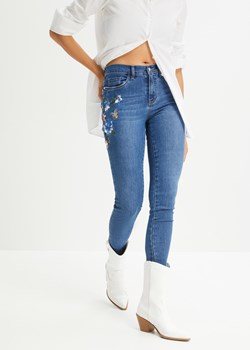 Dżinsy SKINNY z haftem ze sklepu bonprix w kategorii Jeansy damskie - zdjęcie 170613916