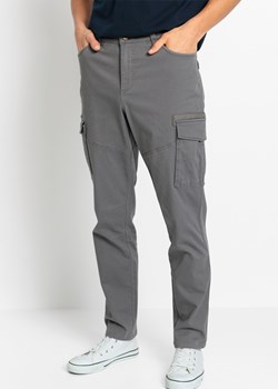 Spodnie bojówki Slim Fit Straight ze stretchem ze sklepu bonprix w kategorii Spodnie męskie - zdjęcie 170614645