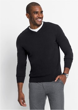 Sweter z dekoltem w serek ze sklepu bonprix w kategorii Swetry męskie - zdjęcie 170614665