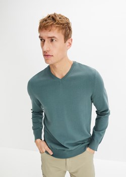 Sweter z dekoltem w serek ze sklepu bonprix w kategorii Swetry męskie - zdjęcie 170614667