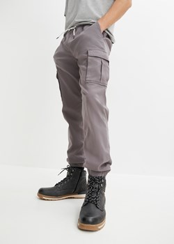 Spodnie z gumką w talii i kieszeniami z boku nogawki, ze stretchem, Slim Fit Straight ze sklepu bonprix w kategorii Spodnie męskie - zdjęcie 170614819