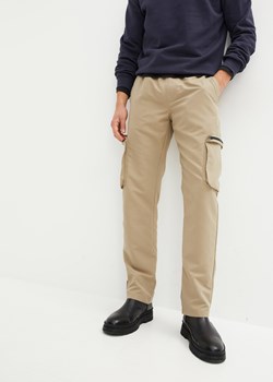 Spodnie bojówki Regular Fit z poliestru z recyklingu, Straight ze sklepu bonprix w kategorii Spodnie męskie - zdjęcie 170615757