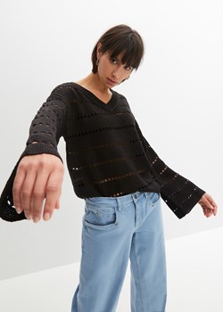 Sweter w ażurowy wzór ze sklepu bonprix w kategorii Swetry damskie - zdjęcie 170618687
