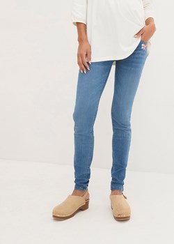 Dżinsy ciążowe z haftem, Skinny ze sklepu bonprix w kategorii Spodnie ciążowe - zdjęcie 170621385