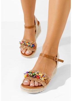 Camelowe sandały na koturnie Cedra ze sklepu Zapatos w kategorii Sandały damskie - zdjęcie 170633358