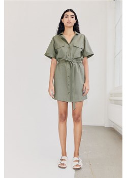 H & M - Sukienka utility z domieszką lnu - Zielony ze sklepu H&M w kategorii Sukienki - zdjęcie 170635365
