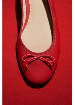 H & M - Baleriny - Czerwony ze sklepu H&M w kategorii Balerinki - zdjęcie 170636829