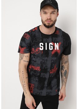 Czarna Koszulka z Bawełny Ozdobiona Abstrakcyjnym Printem i Napisem Farzna ze sklepu Born2be Odzież w kategorii T-shirty męskie - zdjęcie 170646477