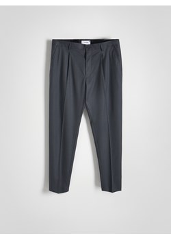 Reserved - Spodnie garniturowe - szary ze sklepu Reserved w kategorii Spodnie męskie - zdjęcie 170651366