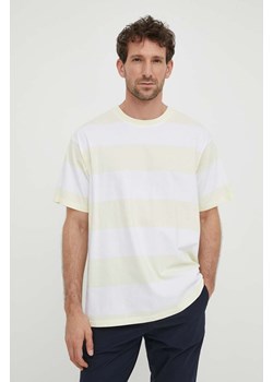Levi&apos;s t-shirt bawełniany męski kolor żółty wzorzysty ze sklepu ANSWEAR.com w kategorii T-shirty męskie - zdjęcie 170664888
