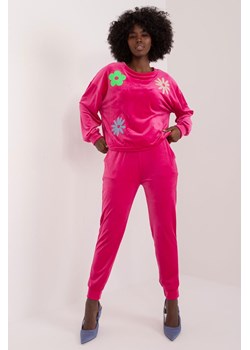 Welurowy komplet damski z bluzą i spodniami ze sklepu 5.10.15 w kategorii Dresy damskie - zdjęcie 170683217