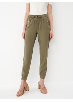 Mohito - Zielone spodnie joggery - khaki ze sklepu Mohito w kategorii Spodnie damskie - zdjęcie 170686808