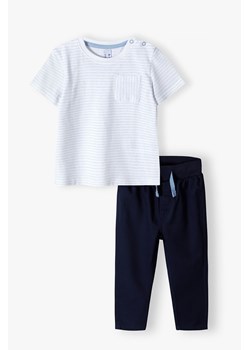 Bawełniany komplet niemowlęcy - t-shirt i granatowe spodnie ze sklepu 5.10.15 w kategorii Komplety niemowlęce - zdjęcie 170697645