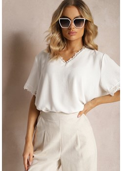 Biały Klasyczny T-shirt Wykończony Koronką z Krótkim Rękawem i Dekoltem w V Pevita ze sklepu Renee odzież w kategorii Bluzki damskie - zdjęcie 170700878
