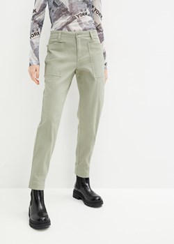 Spodnie twillowe Boyfriend ze sklepu bonprix w kategorii Spodnie damskie - zdjęcie 170706817
