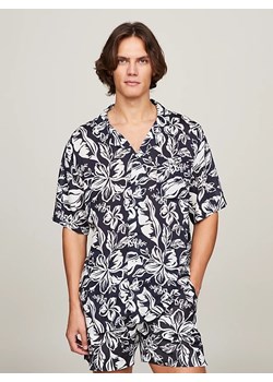 Koszula plażowa męska w kwiaty Tommy Hilfiger UM0UM03227 ze sklepu piubiu_pl w kategorii Koszule męskie - zdjęcie 170715846