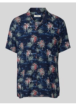Koszula casualowa z wiskozy ze wzorem na całej powierzchni ze sklepu Peek&Cloppenburg  w kategorii Koszule męskie - zdjęcie 170729417