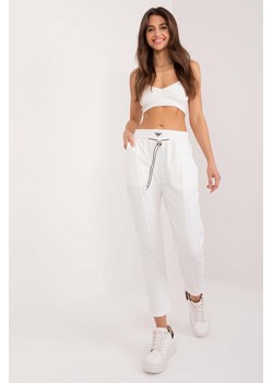 Damskie spodnie dresowe z bawełny ze sklepu 5.10.15 w kategorii Spodnie damskie - zdjęcie 170729965