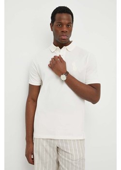 Polo Ralph Lauren polo bawełniane kolor beżowy z aplikacją ze sklepu ANSWEAR.com w kategorii T-shirty męskie - zdjęcie 170733858