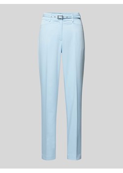 Spodnie materiałowe w jednolitym kolorze z paskiem ze sklepu Peek&Cloppenburg  w kategorii Spodnie damskie - zdjęcie 170737055
