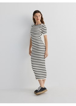 Reserved - Prążkowana sukienka midi - wielobarwny ze sklepu Reserved w kategorii Sukienki - zdjęcie 170738915
