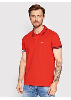 Tommy Jeans Polo Flag DM0DM12963 Czerwony Regular Fit ze sklepu MODIVO w kategorii T-shirty męskie - zdjęcie 170744998