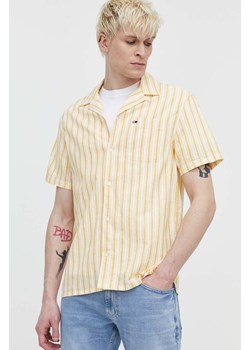 Tommy Jeans koszula z domieszką lnu kolor żółty regular DM0DM18961 ze sklepu ANSWEAR.com w kategorii Koszule męskie - zdjęcie 170745525