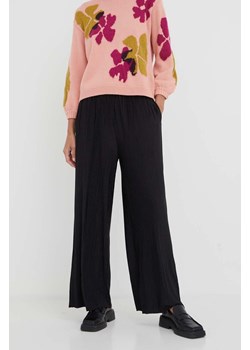 Samsoe Samsoe spodnie UMA damskie kolor czarny szerokie high waist F21200187 ze sklepu PRM w kategorii Spodnie damskie - zdjęcie 170769598