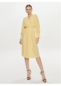 Rinascimento Sukienka koktajlowa CFC0117654003 Żółty Regular Fit ze sklepu MODIVO w kategorii Sukienki - zdjęcie 170771758