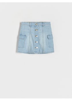 Reserved - Jeansowa spódnica z kieszeniami cargo - niebieski ze sklepu Reserved w kategorii Spódnice dziewczęce - zdjęcie 170787125
