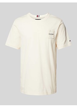 T-shirt z naszywką z logo ze sklepu Peek&Cloppenburg  w kategorii T-shirty męskie - zdjęcie 170796589