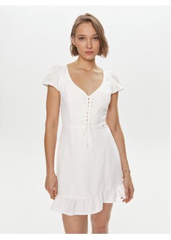 Guess Sukienka codzienna Federica W4GK98 WG7B0 Biały Regular Fit ze sklepu MODIVO w kategorii Sukienki - zdjęcie 170805005