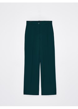 Mohito - Zielone spodnie z szeroką nogawką - zielony ze sklepu Mohito w kategorii Spodnie damskie - zdjęcie 170806459