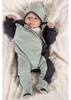 Bawełniana czapka niemowlęca w kolorze oliwkowym ze sklepu 5.10.15 w kategorii Czapki dziecięce - zdjęcie 170808119