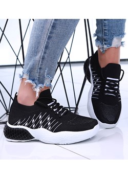 Czarne wsuwane buty sportowe z białymi dodatkami /B5-3 15905 T192/ ze sklepu Pantofelek24.pl w kategorii Buty sportowe damskie - zdjęcie 170808198