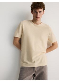 Reserved - Sweter z krótkim rękawem - złamana biel ze sklepu Reserved w kategorii Swetry męskie - zdjęcie 170820895