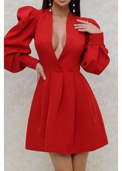 Sukienka SIEMDELSA RED ze sklepu Ivet Shop w kategorii Sukienki - zdjęcie 170821705