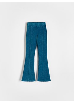 Reserved - Spodnie flare z efektem sprania - morski ze sklepu Reserved w kategorii Spodnie dziewczęce - zdjęcie 170823468