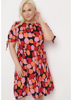 Różowa Trapezowa Sukienka Bawełniana z Elastycznym Dekoltem i Sznurkiem w Talii Eeraphina ze sklepu Born2be Odzież w kategorii Sukienki - zdjęcie 170825727