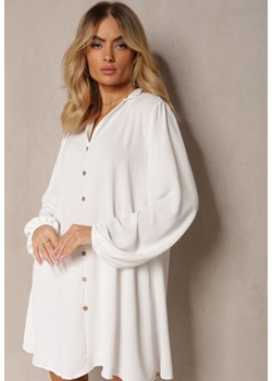 Biała Pudełkowa Sukienka Oversize Ozdobiona Guziczkami Eudoratte ze sklepu Renee odzież w kategorii Sukienki - zdjęcie 170826287