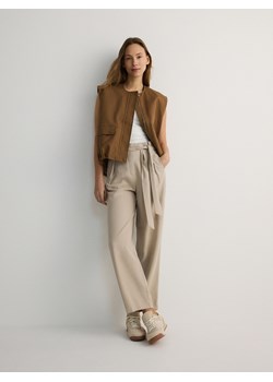 Reserved - Spodnie z wiskozy - beżowy ze sklepu Reserved w kategorii Spodnie damskie - zdjęcie 170832318