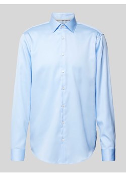 Koszula biznesowa o kroju regular fit z kołnierzykiem typu kent ze sklepu Peek&Cloppenburg  w kategorii Koszule męskie - zdjęcie 170842446