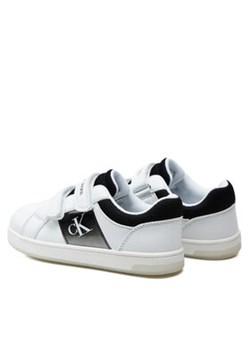 Calvin Klein Jeans Sneakersy V1X9-80852-1697 S Biały ze sklepu MODIVO w kategorii Trampki dziecięce - zdjęcie 170846949